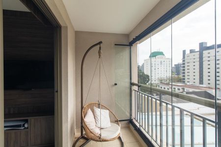 Varanda de apartamento para alugar com 1 quarto, 45m² em Batel, Curitiba
