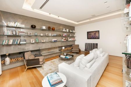 Apartamento à venda com 714m², 5 quartos e NaN vagas