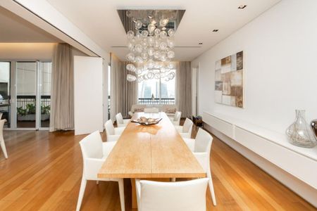 Apartamento à venda com 714m², 5 quartos e NaN vagas