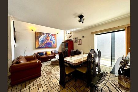 Casa à venda com 3 quartos, 297m² em Vila Pires, Santo André