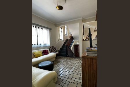 Casa à venda com 3 quartos, 297m² em Vila Pires, Santo André