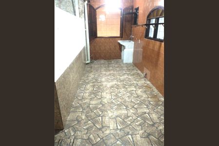 Casa à venda com 3 quartos, 300m² em Vila Ema, São Paulo