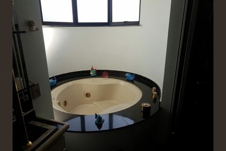 Apartamento à venda com 4 quartos, 250m² em Vila Gomes Cardim, São Paulo