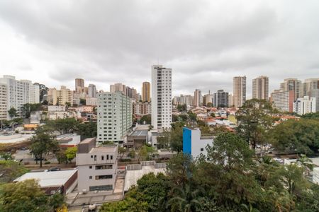 Apartamento à venda com 144m², 3 quartos e 3 vagas Apartamento à venda com 144m², 3 quartos e 3 vagasVista da Suíte 2
