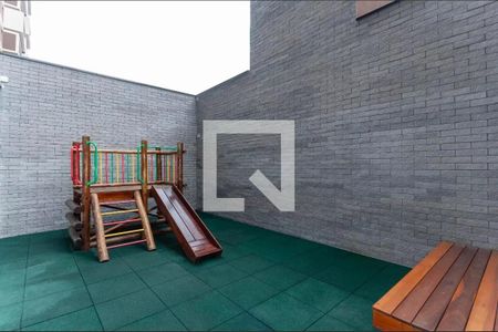 Apartamento à venda com 144m², 3 quartos e 3 vagas Apartamento à venda com 144m², 3 quartos e 3 vagasÁrea comum - Playground
