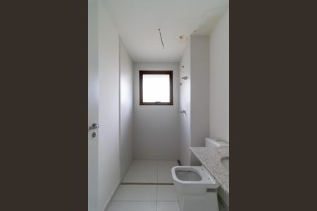 Apartamento à venda com 144m², 3 quartos e 3 vagas Apartamento à venda com 144m², 3 quartos e 3 vagasBanheiro da Suíte 1