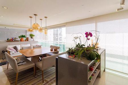 Apartamento à venda com 3 quartos, 151m² em Campo Belo, São Paulo