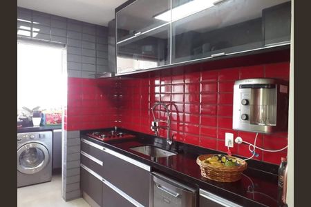 Apartamento à venda com 2 quartos, 108m² em Cambuí, Campinas