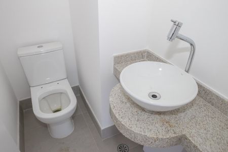 Apartamento à venda com 238m², 4 quartos e 3 vagas Apartamento à venda com 238m², 4 quartos e 3 vagasLavabo