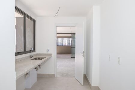 Apartamento à venda com 238m², 4 quartos e 3 vagas Apartamento à venda com 238m², 4 quartos e 3 vagasCozinha