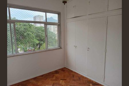 Apartamento à venda com 88m², 2 quartos e 1 vaga