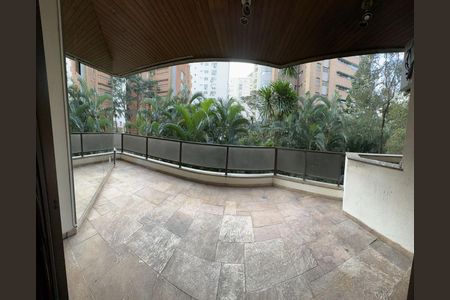 Apartamento à venda com 197m², 3 quartos e 3 vagas