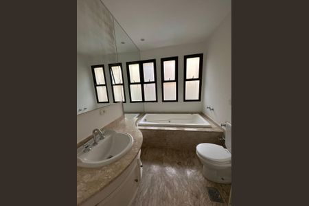 Apartamento à venda com 197m², 3 quartos e 3 vagas