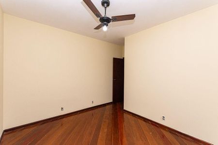 Casa à venda com 4 quartos, 318m² em Itaipu, Niterói