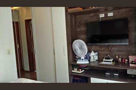 Casa à venda com 4 quartos, 194m² em Vila Suzana, São Paulo