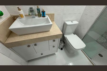 Apartamento à venda com 69m², 2 quartos e 1 vaga