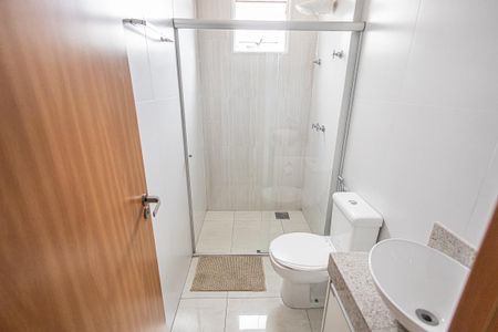 Apartamento à venda com 55m², 2 quartos e 2 vagasBanheiro Social
