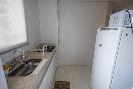 Apartamento à venda com 55m², 2 quartos e 2 vagasCozinha