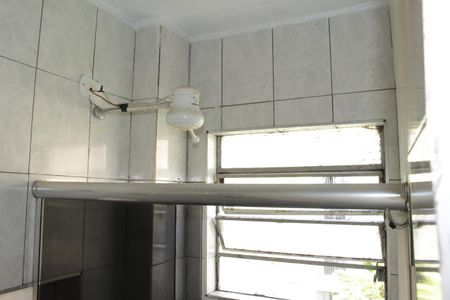 Banheiro Social de kitnet/studio para alugar com 1 quarto, 28m² em Consolação, São Paulo