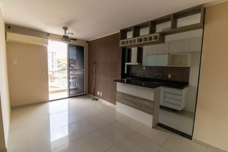 Apartamento à venda com 60m², 2 quartos e 1 vaga Apartamento à venda com 60m², 2 quartos e 1 vagaSala