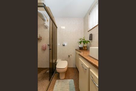 Apartamento à venda com 130m², 4 quartos e 2 vagasBanheiro Social