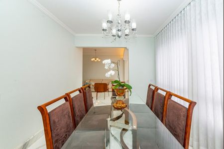 Apartamento à venda com 130m², 4 quartos e 2 vagasSala 2