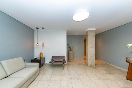 Apartamento à venda com 130m², 4 quartos e 2 vagasHall de entrada