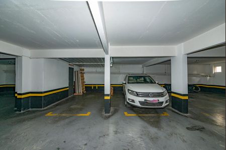 Apartamento à venda com 130m², 4 quartos e 2 vagasGaragem