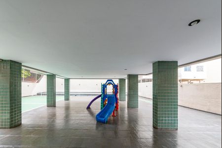 Apartamento à venda com 130m², 4 quartos e 2 vagasÁrea comum