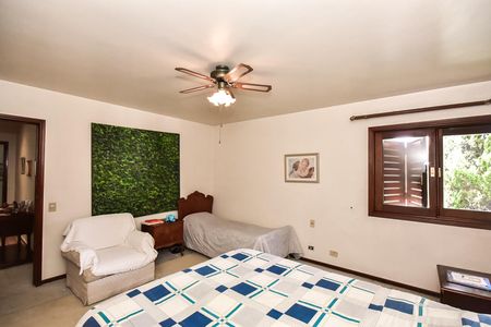 Casa à venda com 700m², 3 quartos e 6 vagasSuíte 3