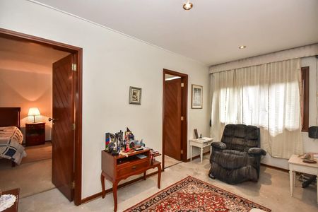 Casa à venda com 700m², 3 quartos e 6 vagasSuíte 3