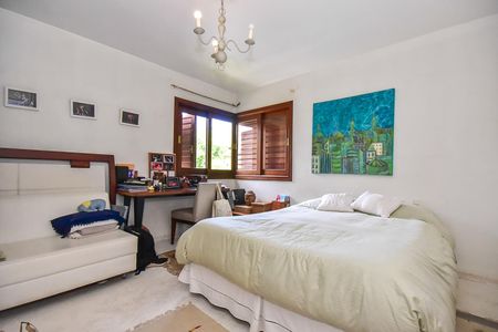 Casa à venda com 700m², 3 quartos e 6 vagasSuíte 2