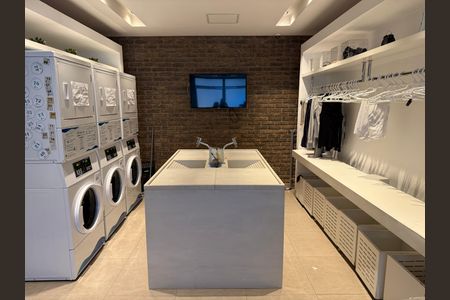 Área comum de kitnet/studio à venda com 1 quarto, 39m² em Sumarezinho, São Paulo