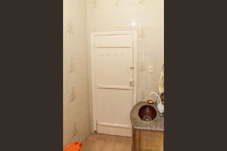 Casa à venda com 200m², 3 quartos e 4 vagas Casa à venda com 200m², 3 quartos e 4 vagasBanheiro