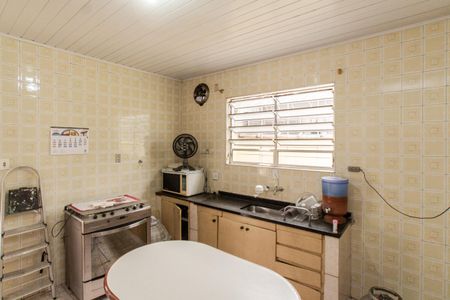 Casa à venda com 200m², 3 quartos e 4 vagas Casa à venda com 200m², 3 quartos e 4 vagasCozinha