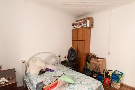 Casa à venda com 200m², 3 quartos e 4 vagas Casa à venda com 200m², 3 quartos e 4 vagasQuarto 1