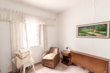 Casa à venda com 200m², 3 quartos e 4 vagas Casa à venda com 200m², 3 quartos e 4 vagasQuarto 2