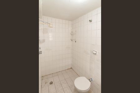 Casa à venda com 200m², 3 quartos e 4 vagas Casa à venda com 200m², 3 quartos e 4 vagas Banheiro Casa 2