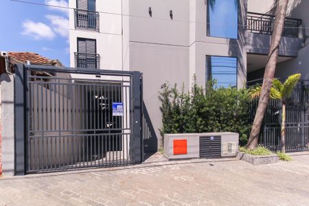 Apartamento para alugar com 50m², 2 quartos e 1 vaga Apartamento para alugar com 50m², 2 quartos e 1 vagaFachada