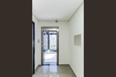 Apartamento para alugar com 50m², 2 quartos e 1 vaga Apartamento para alugar com 50m², 2 quartos e 1 vagaElevador