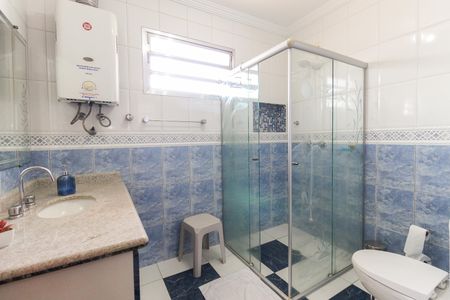 Casa à venda com 300m², 3 quartos e 4 vagas Casa à venda com 300m², 3 quartos e 4 vagasBanheiro Social