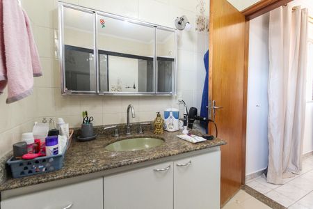 Casa à venda com 300m², 3 quartos e 4 vagas Casa à venda com 300m², 3 quartos e 4 vagasBanheiro da Suíte