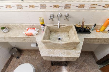 Casa à venda com 300m², 3 quartos e 4 vagas Casa à venda com 300m², 3 quartos e 4 vagasLavabo