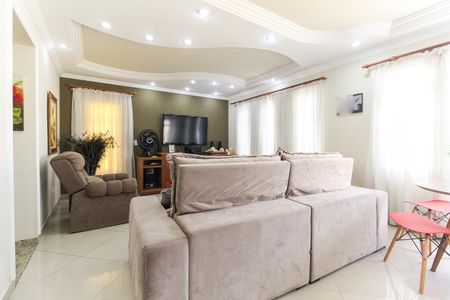 Sala de casa à venda com 3 quartos, 300m² em Vila Siria, São Paulo