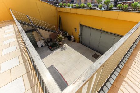 Casa à venda com 300m², 3 quartos e 4 vagas Casa à venda com 300m², 3 quartos e 4 vagasÁrea Externa