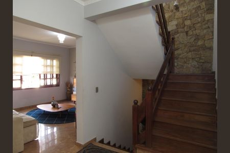 Casa para alugar com 356m², 3 quartos e 3 vagasHall da Escada