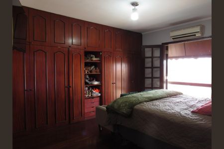 Casa para alugar com 356m², 3 quartos e 3 vagasSuíte 2