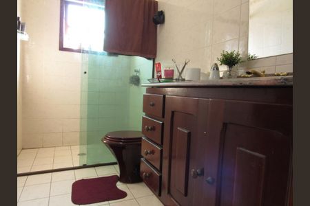 Casa para alugar com 356m², 3 quartos e 3 vagasBanheiro Social