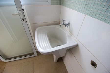 Casa de condomínio para alugar com 174m², 4 quartos e 4 vagasÁrea de Serviço