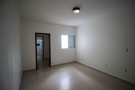 Casa de condomínio para alugar com 174m², 4 quartos e 4 vagasQuarto 4